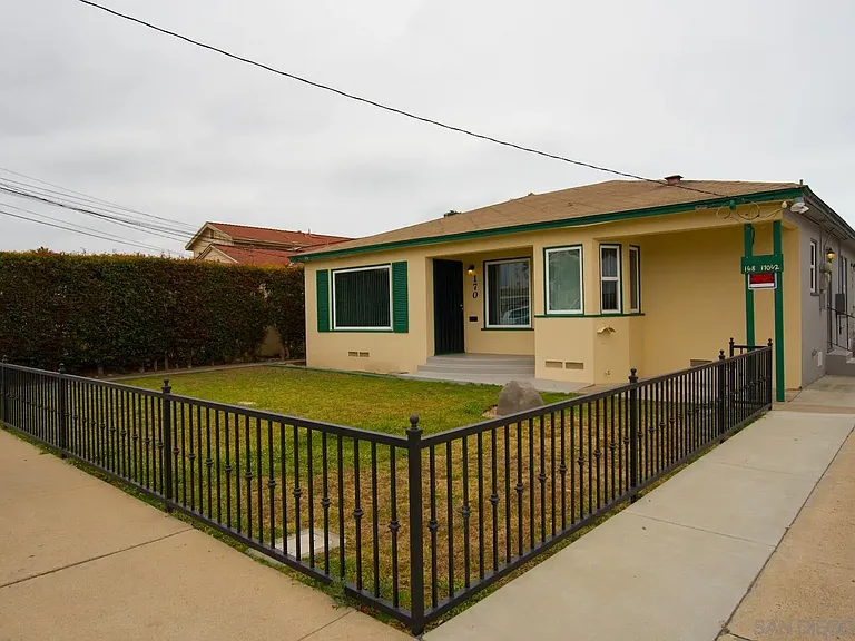 170 Garrett Ave — Photo 1