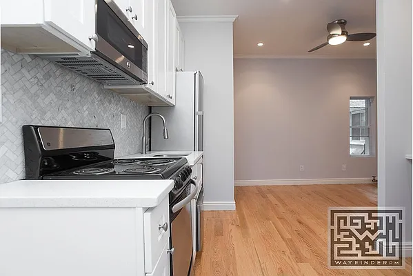 Rented by OGI Management | media 29