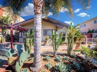 810 Gramercy Dr, Los Angeles, CA 90005
