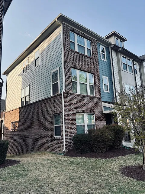 Building Photo - 1436 Providence Green Ln