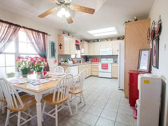 5th image of 11661 Twin Lakes Ln