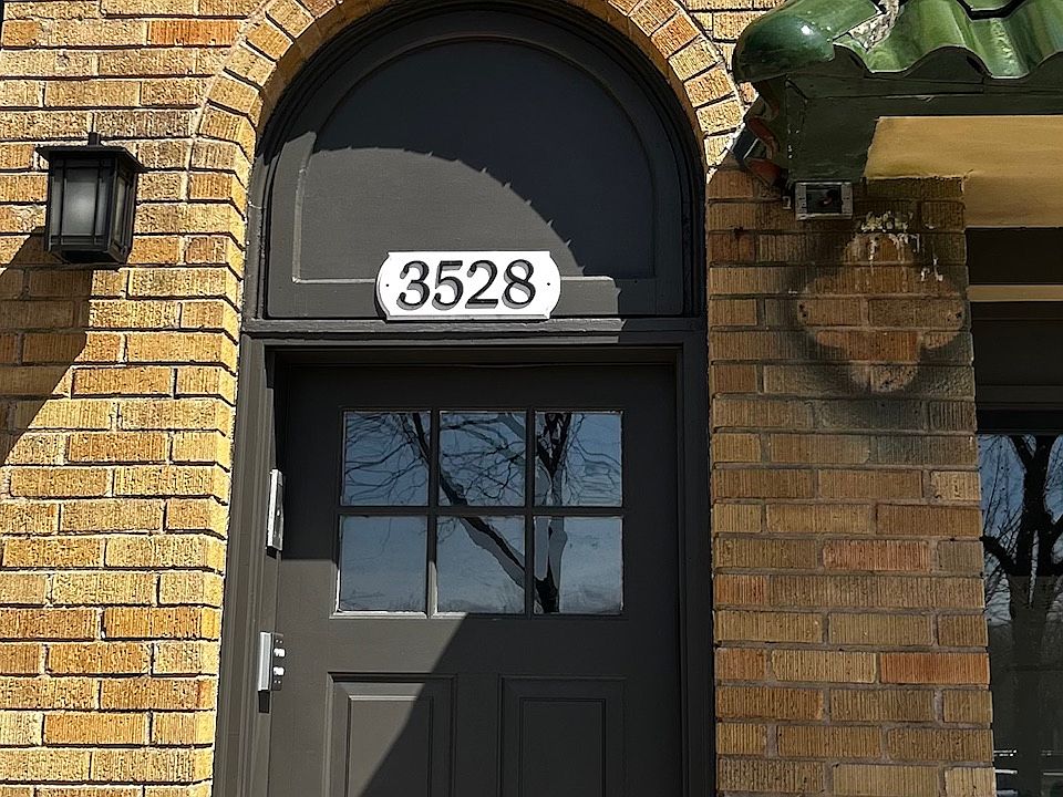 1st image of 3528 N Oakland Ave APT 3