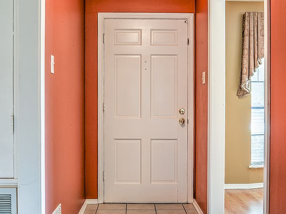 Entry Foyer