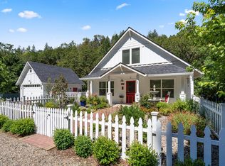 1120 S 3rd St, Jacksonville, OR 97530