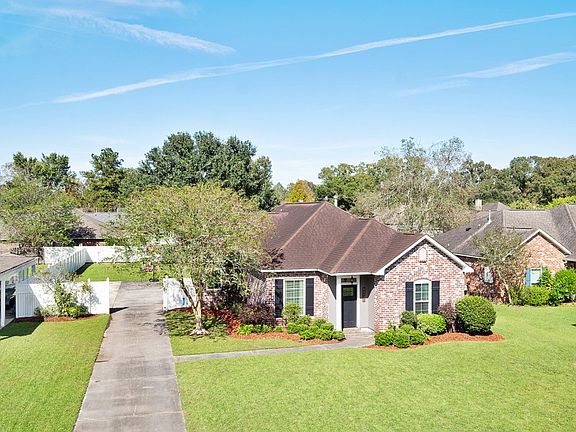 2nd image of 43534 Galvez Oaks Dr