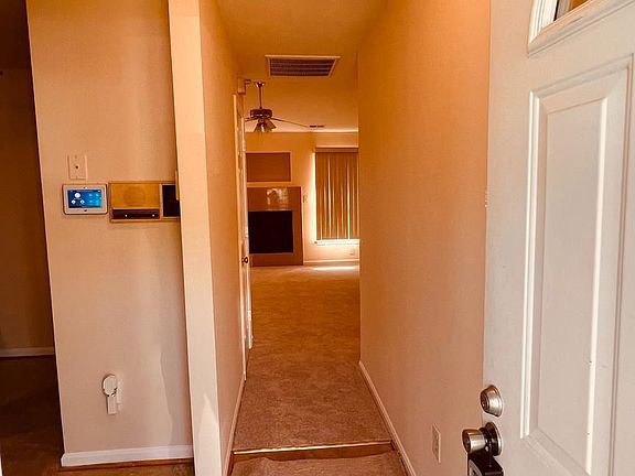 5th image of 808 Myrick St