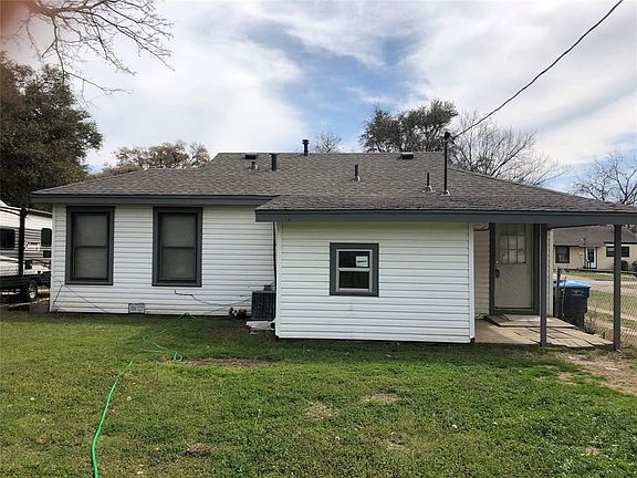 5th image of 7340 Pensacola Ave
