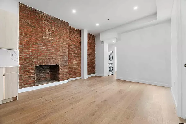 Rented by Yellowstone Equity Management Inc | media 2