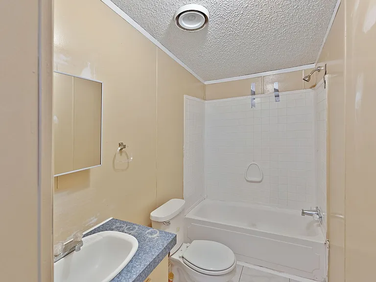 7463 Lilly Ct — Photo 18