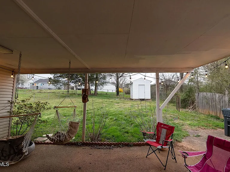 1133 Fair Dr — Photo 17