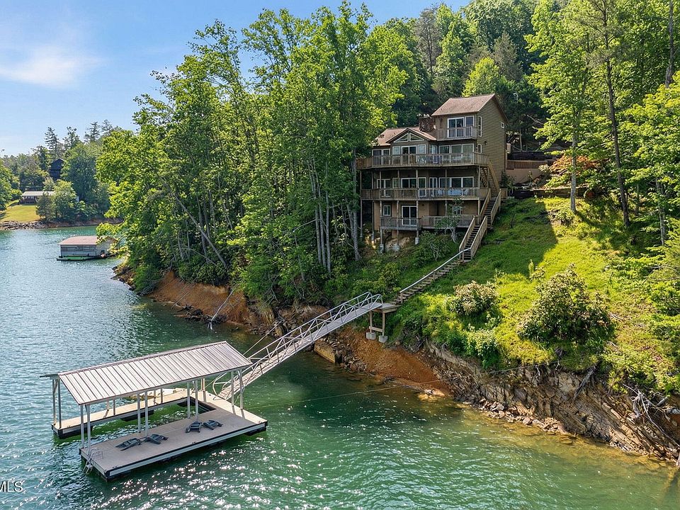 1st image of 310 Cove Ridge Ln