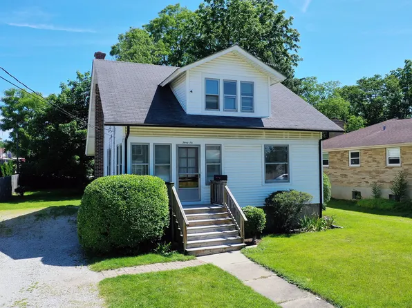 36 Park Ave, Lake Zurich, IL 60047