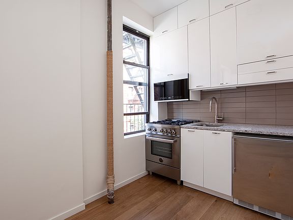 4th image of 214 Mulberry St APT 3C