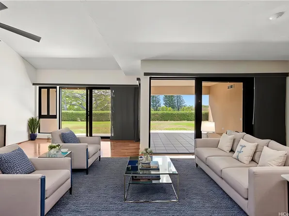 319 Kaelepulu Dr #202, Kailua, HI 96734