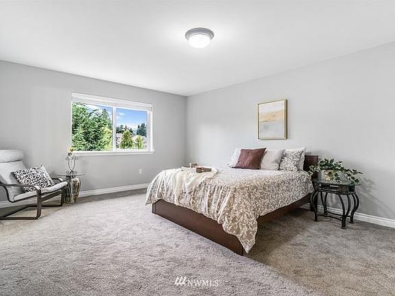 5th image of 6834 SE 5th St