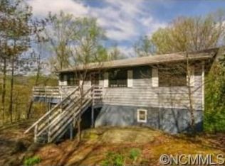 90 Johnny Marlow Rd, Fairview, NC 28730