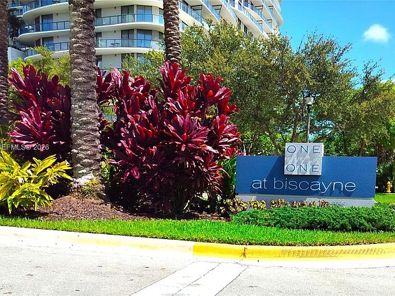 3rd image of 14951 Royal Oaks Ln APT 1006