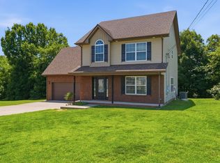 121 Pledge Ct, La Vergne, TN 37086