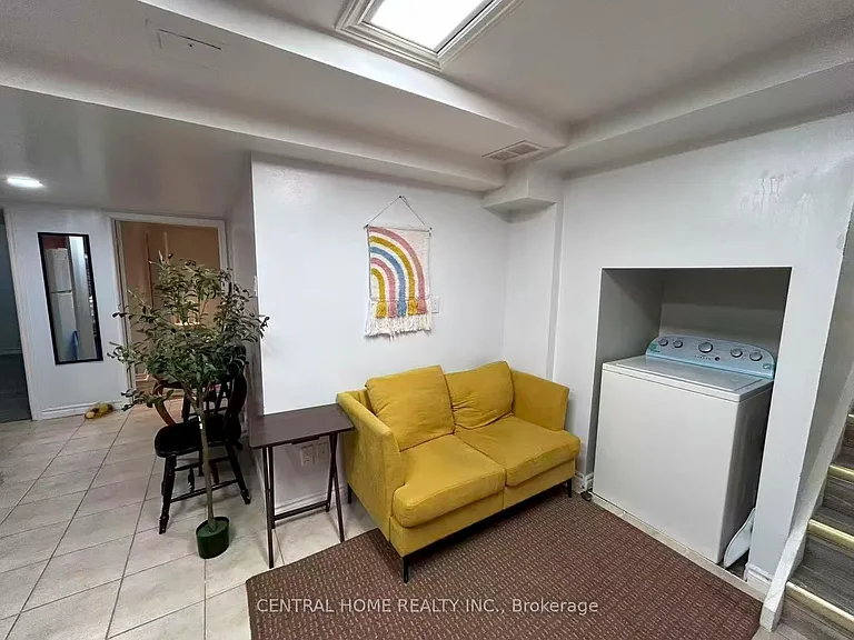 25 Eastvale Dr #BASEMENT — Photo 5