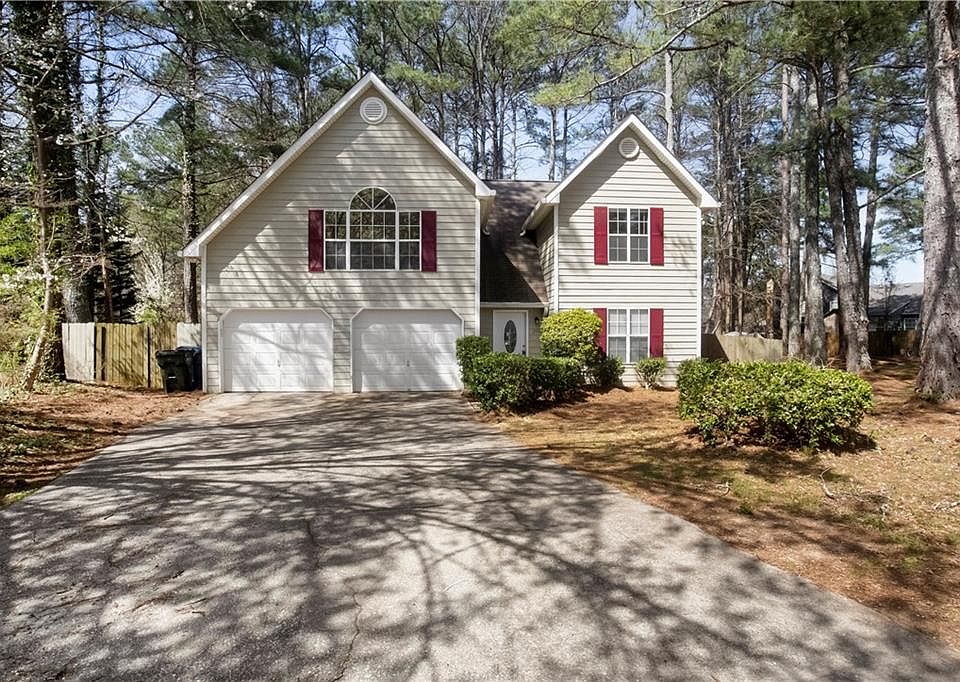 1st image of 2710 Candler Ct SW