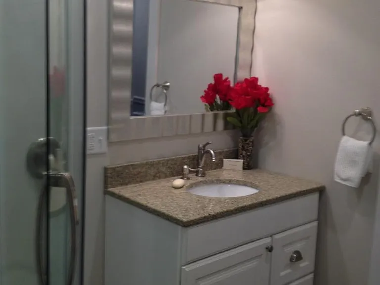 339 S Dunn St — Photo 10