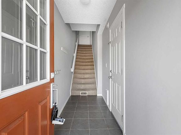 4th image of 79 N Evansview Gdns NW