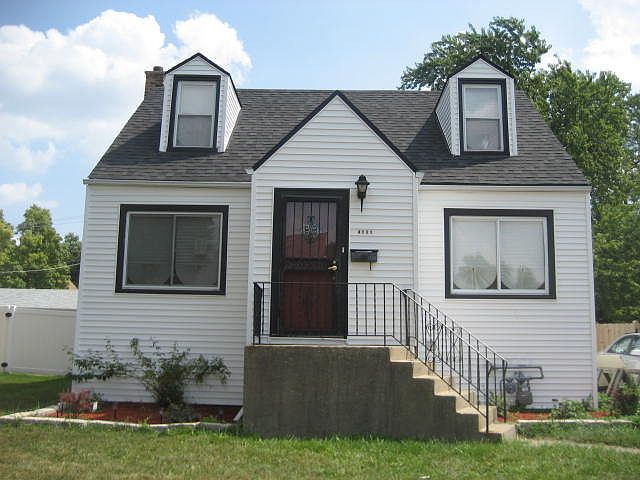 1st image of 4111 N Wagner Ave