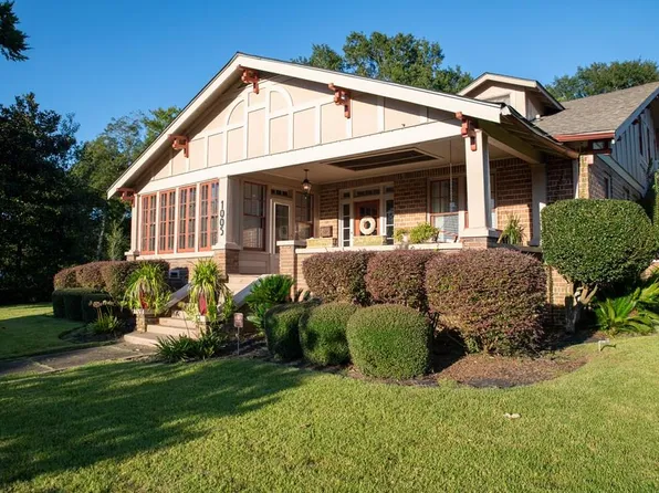 1005 N 2nd Ave, Laurel, MS 39440