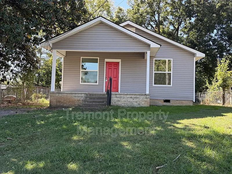 1904 E 25th Street Pl