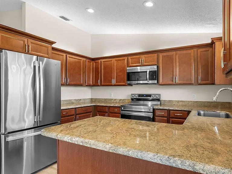 2386 SW Creekside Dr — Photo 26