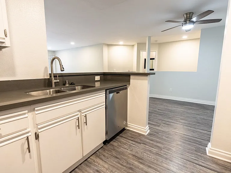 14056 Valleyheart Dr. — Photo 10