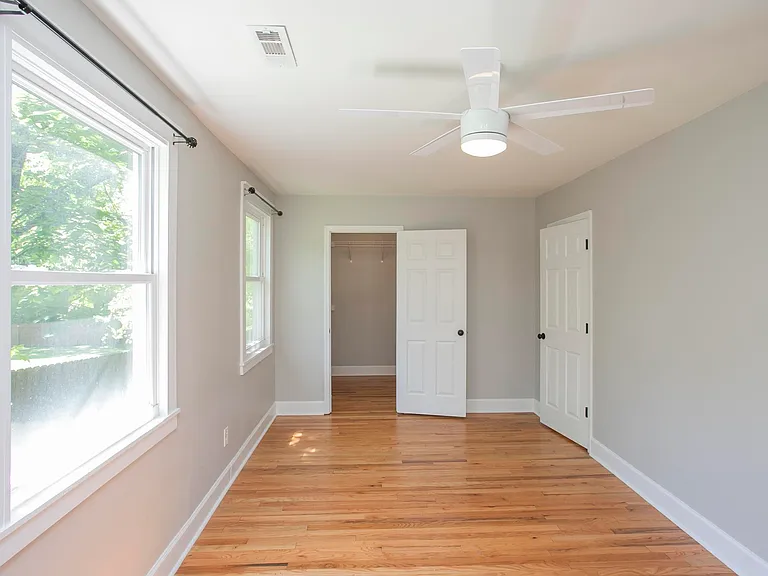 222 Emmitt Ave — Photo 7