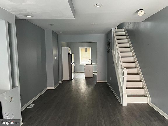 3rd image of 2405 McElderry St