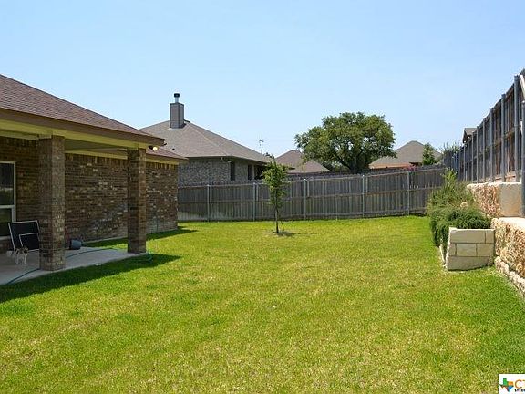 3rd image of 2537 Jackson Dr