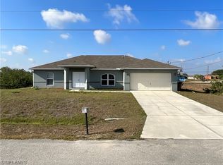 2043 Churchill Ave, Lehigh Acres, FL 33971