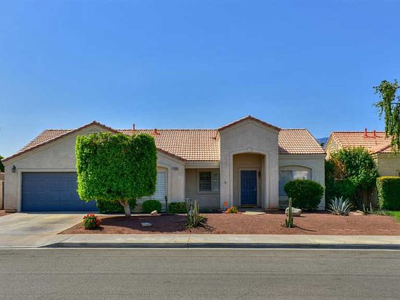 2nd image of 79285 Desert Stream Dr