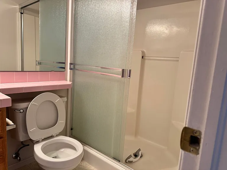326 Appletree Ln — Photo 14