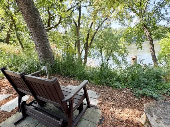 165 Hartman Cir NE, Fridley, MN 55432
