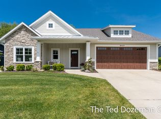6415 Copperleaf Ct, Holland, MI 49423