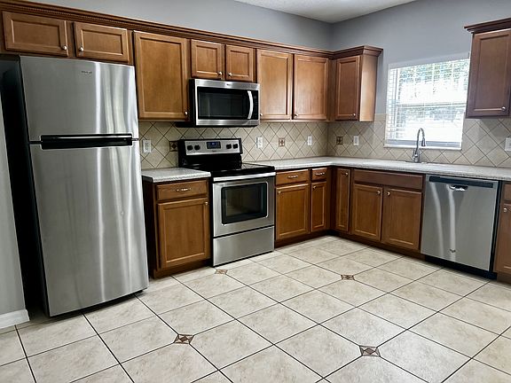 3rd image of 2060 Cypress Bay Blvd #1