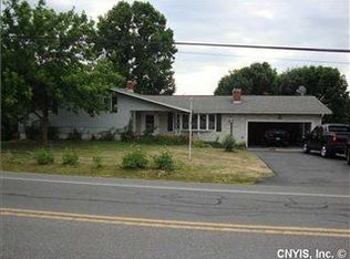 908 Nottingham Rd, Jamesville, NY 13078