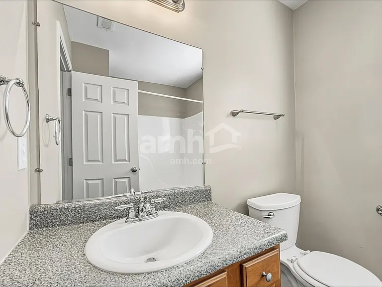 4449 Oakbank Ln — Photo 15