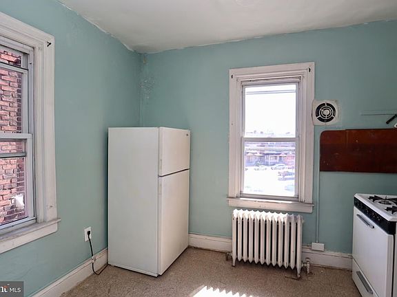 4th image of 4706 Baltimore Ave Floor 2