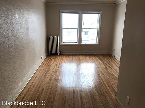 4th image of 3715 Oakland Ave APT 10