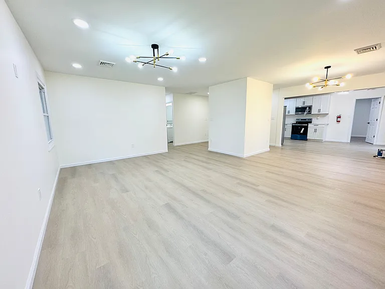 35 Parish Ln — Photo 6