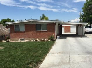 429 E 850 N, North Salt Lake, UT 84054