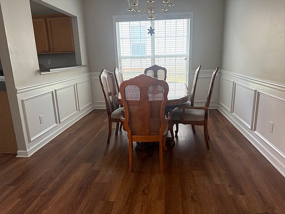 3rd image of 1452 Culverstone Dr