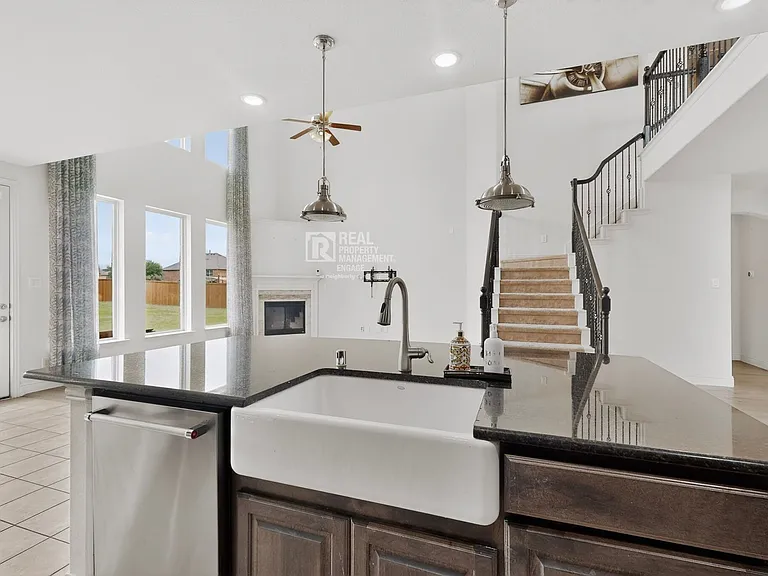 151 Darian Dr — Photo 13