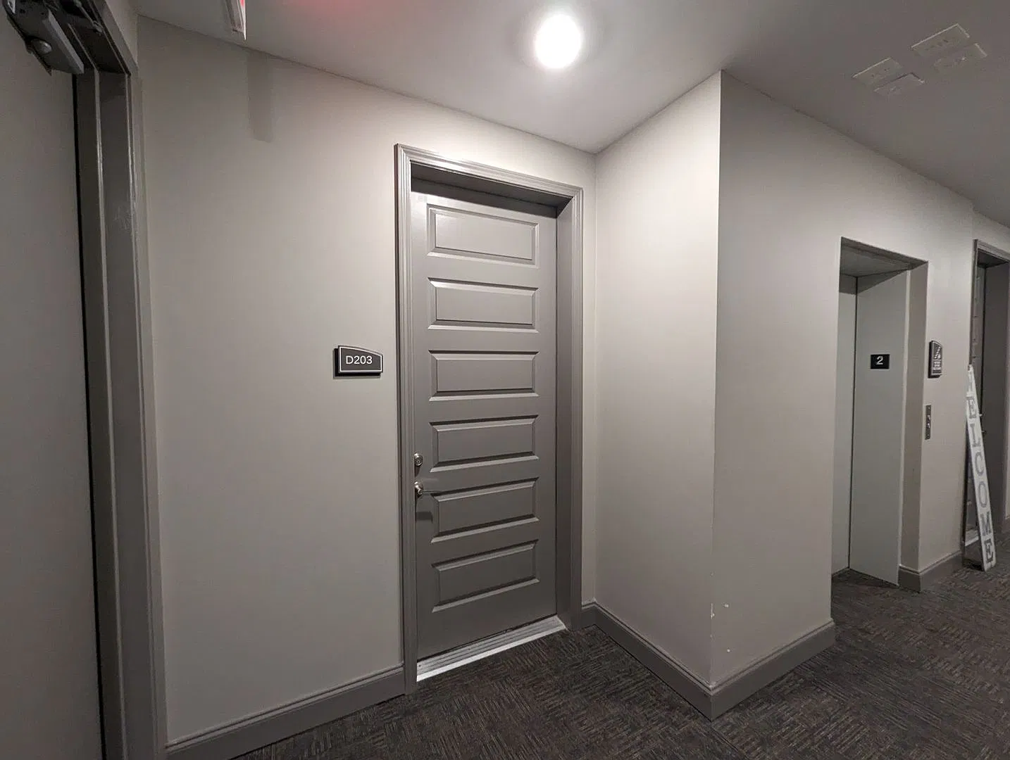 Available Now! 2-Bed/2-Bath Condo In Franklin — Photo 2