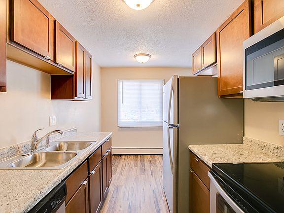 2nd image of 1337 Arkwright St APT 118